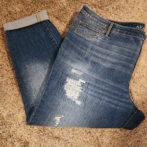 Ava & Viv rolled cuff distressed jegging 22W